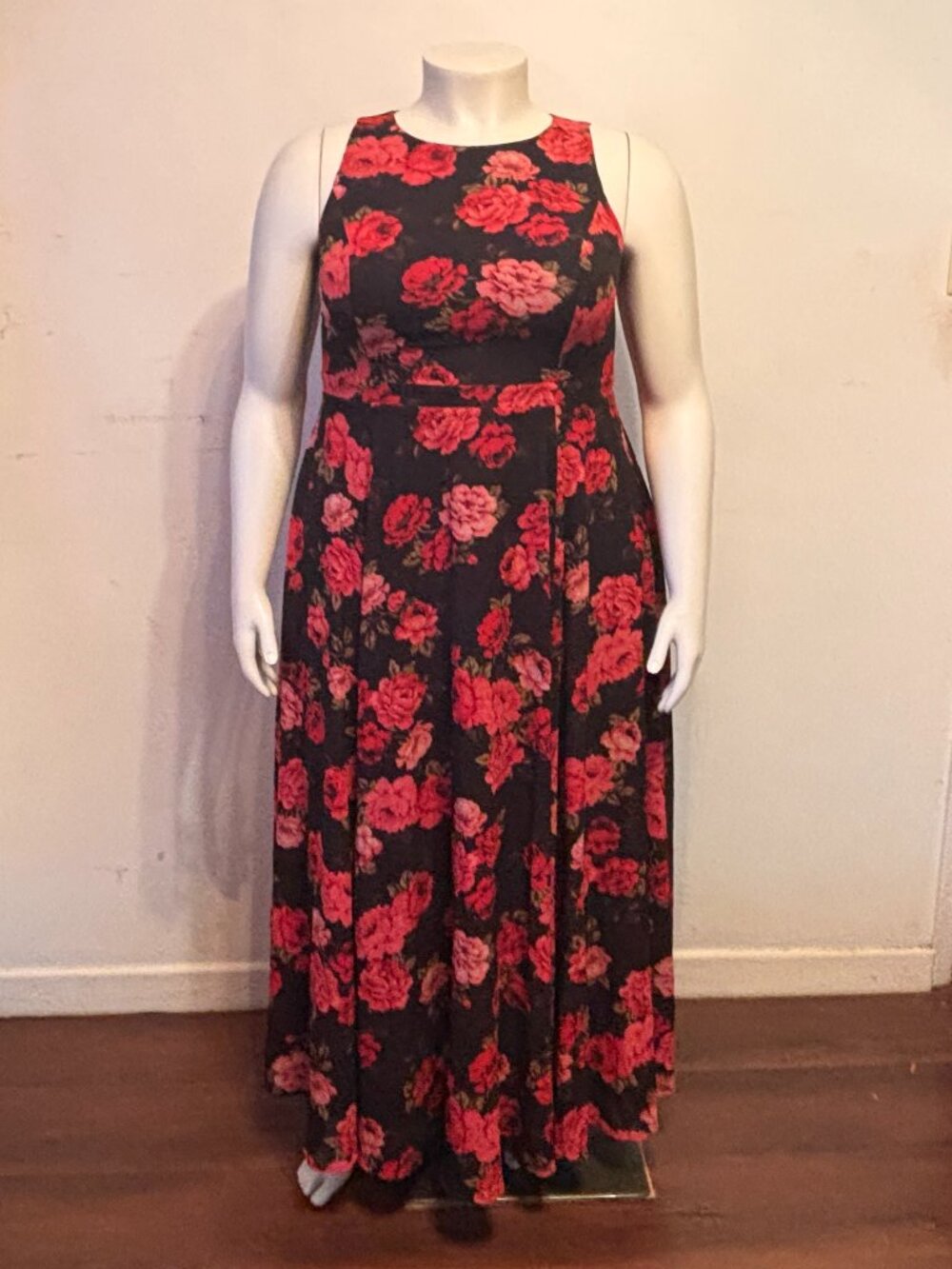 Torrid Plus Size 18 Georgette Red Rose Floral Maxi Dress Sleeveless w/ Zip NWOT